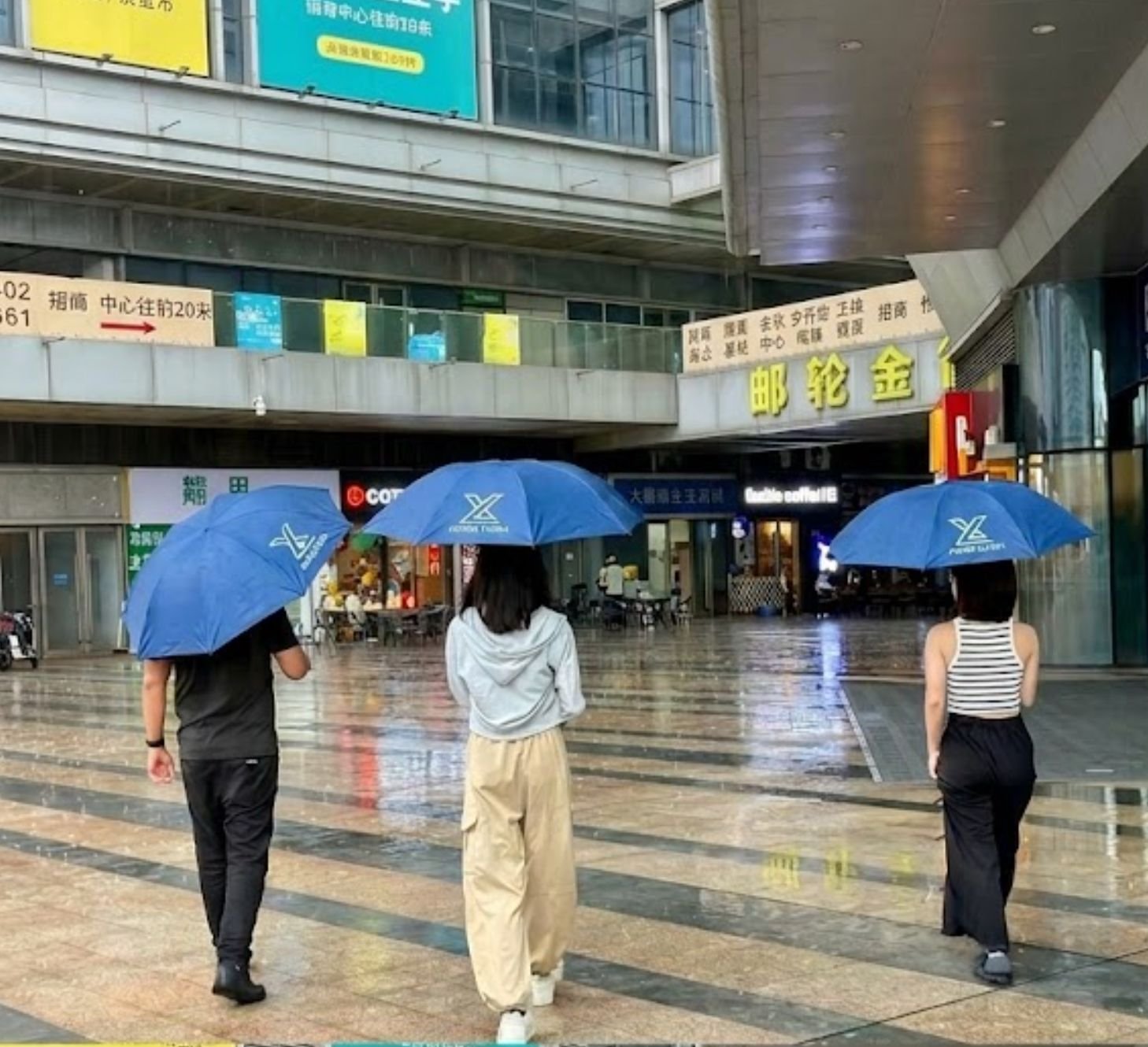 Reunión de negocios con interpretación en China